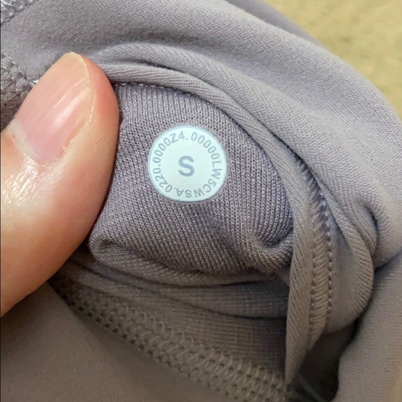❌Sold❌ Lululemon Violet Verbena Aligns Asia Fit - Picture 7 of 11